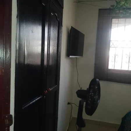 Pensión Sarac 1 Piso *